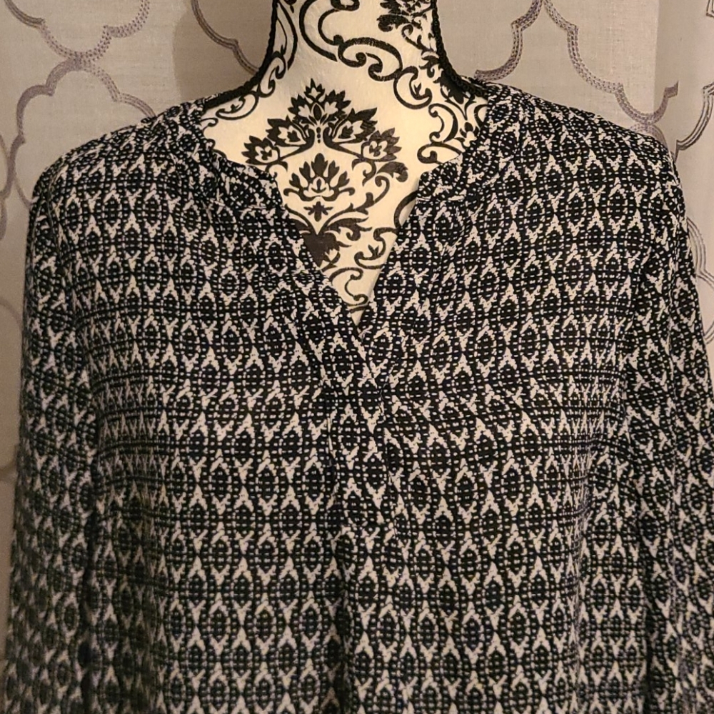 Womens business casual top